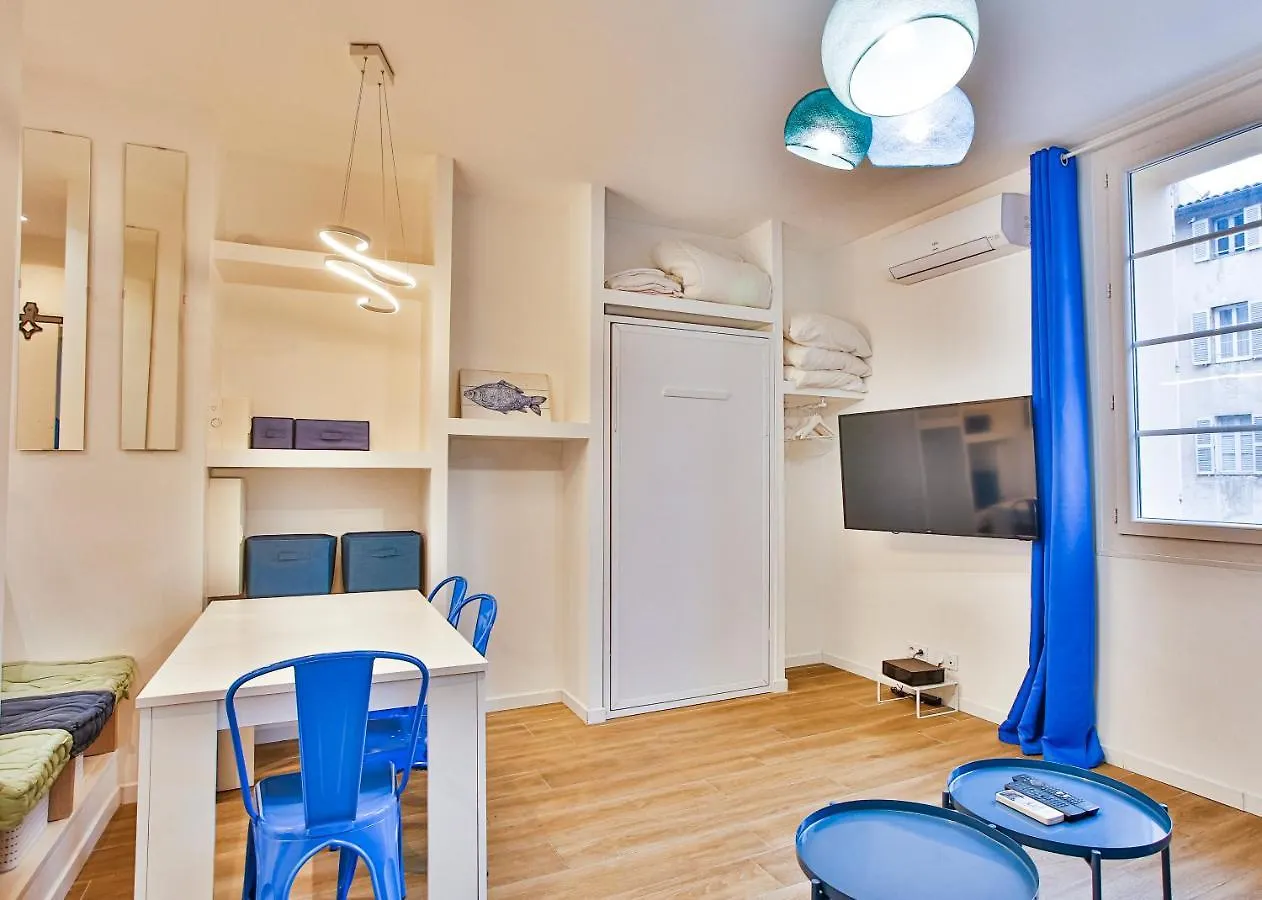 La Cle Studio Clim, Wifi, Gare Et Port A Toulon 0*,  France